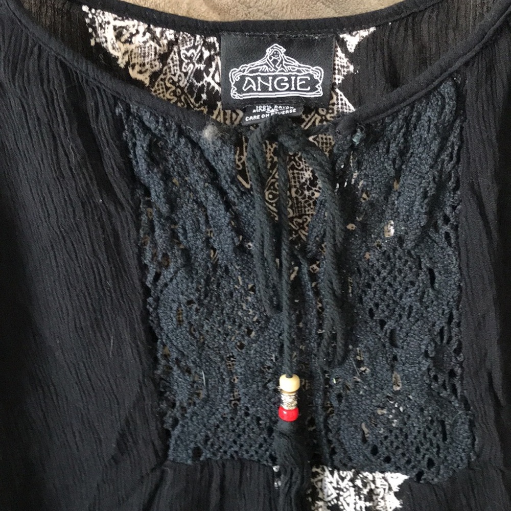 PEEKABOO SHOULDERS BLOUSE BY ANGIE SIZE S EXCELLENT CONDITION! - Picture 5 of 11